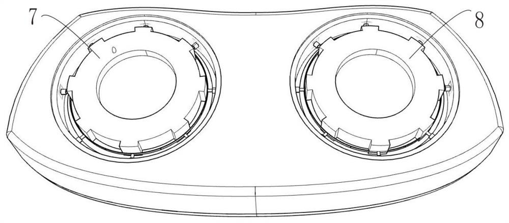 Double-foot control keyboard and input method thereof