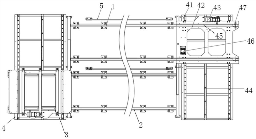 Rail changing shuttle vehicle