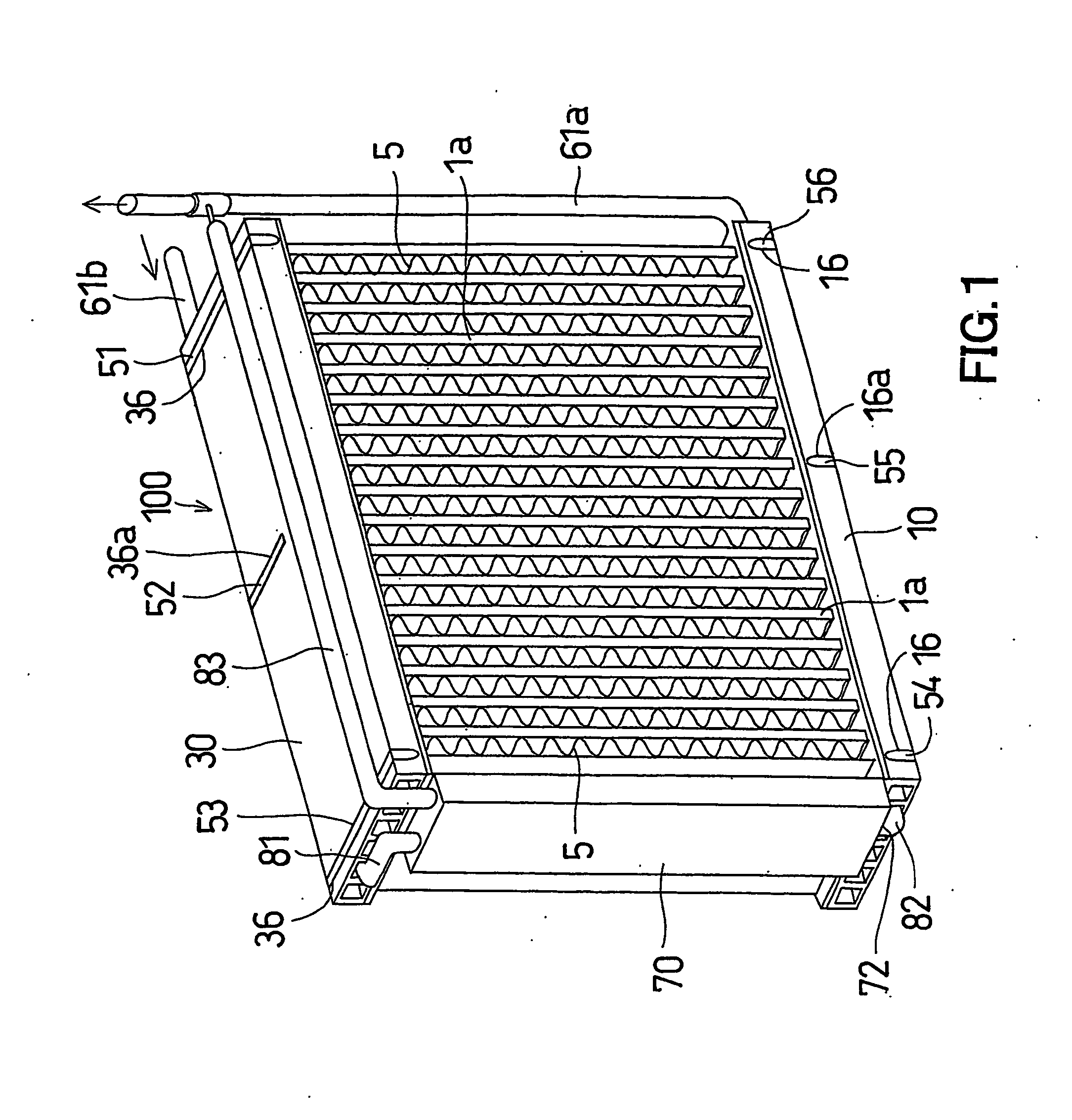 Evaporator refrigeration system vehicle equipped with said system and method of evaporating refrigerant