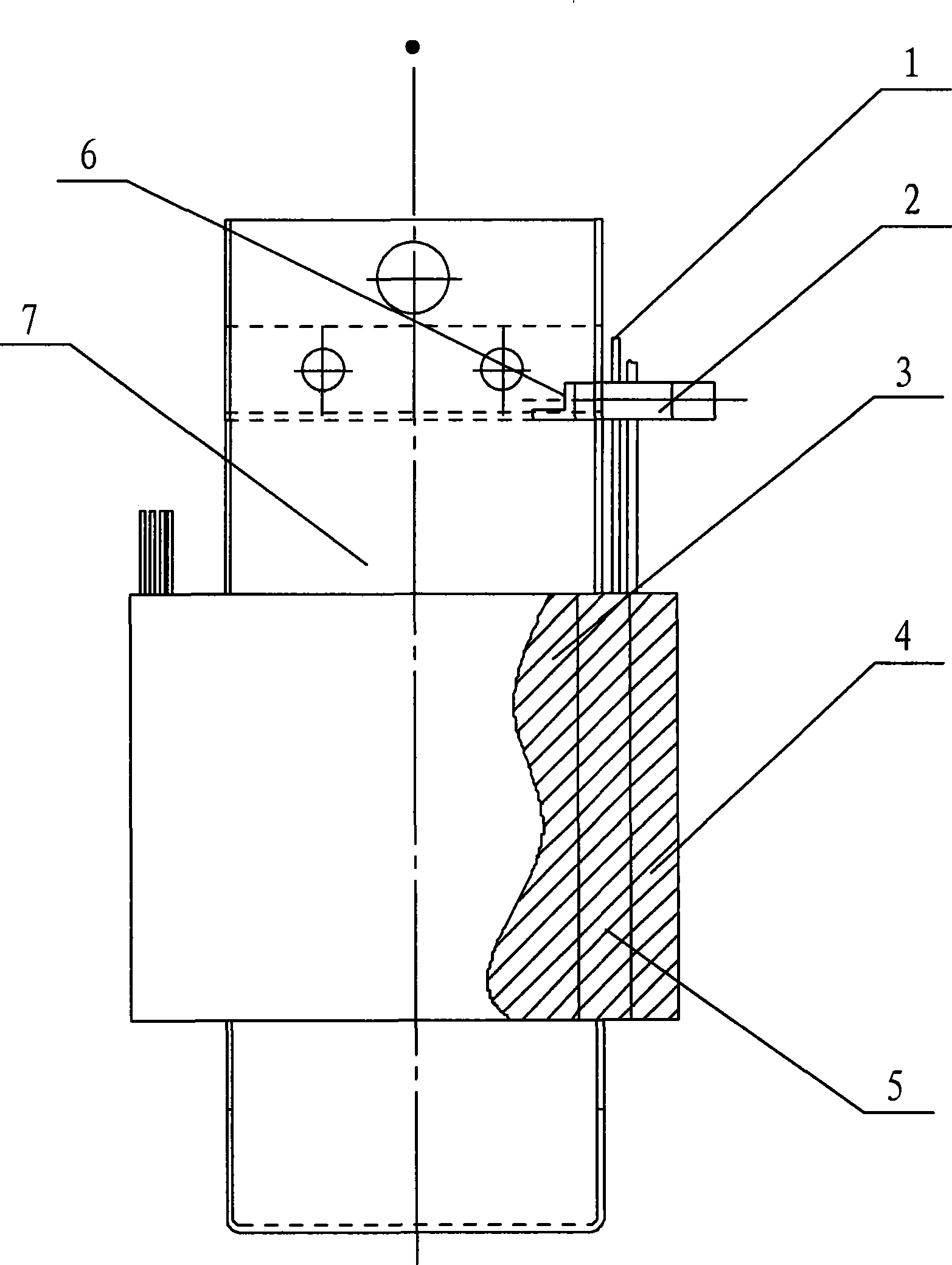Structure of amorphous alloy oil immersion type distribution transformer and manufacturing method thereof
