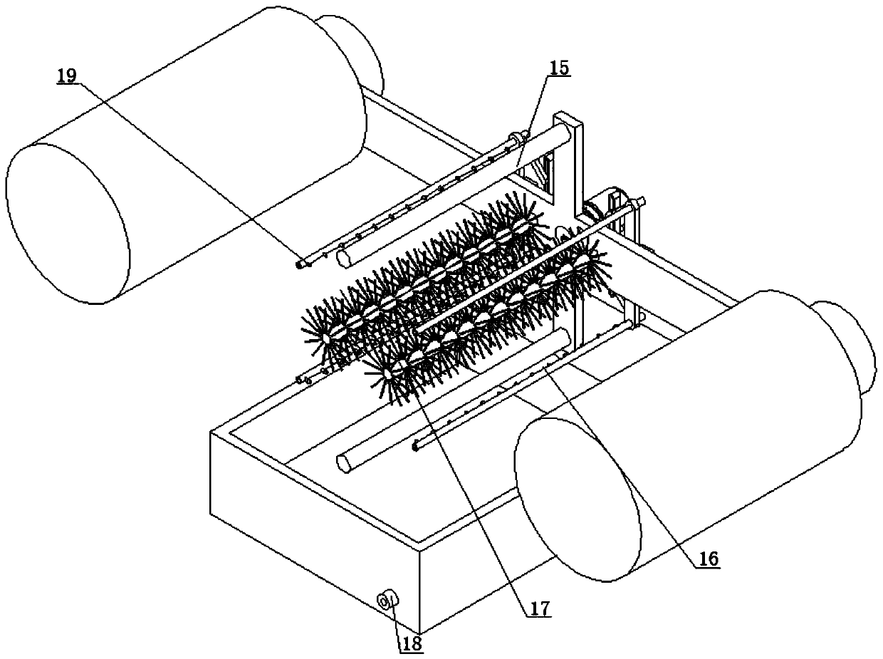 Cloth roll spraying cleaning device