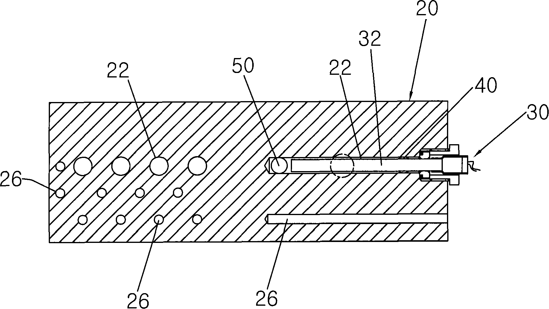 Instant heating/cooling device for injection mold and mold temperature control method thereof