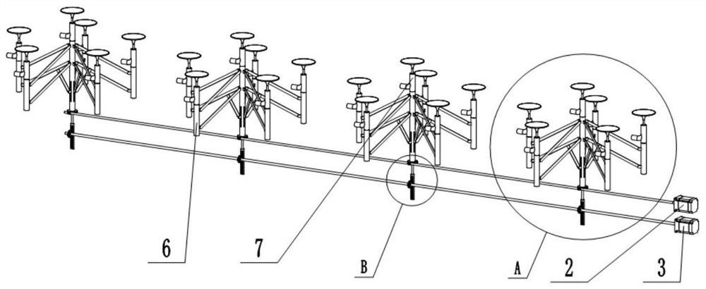 Self-cleaning water distribution device