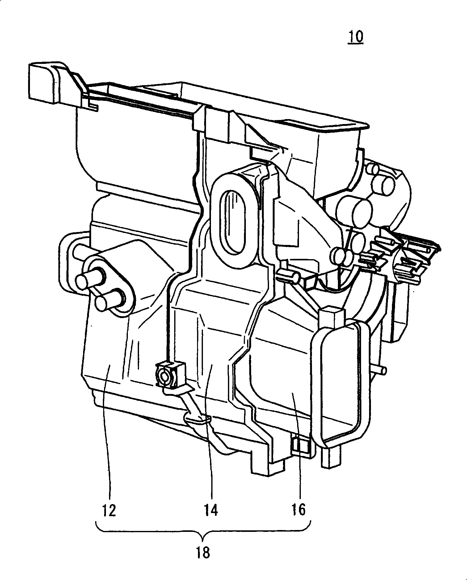 Separation component and vehicle air conditioner having the separation component