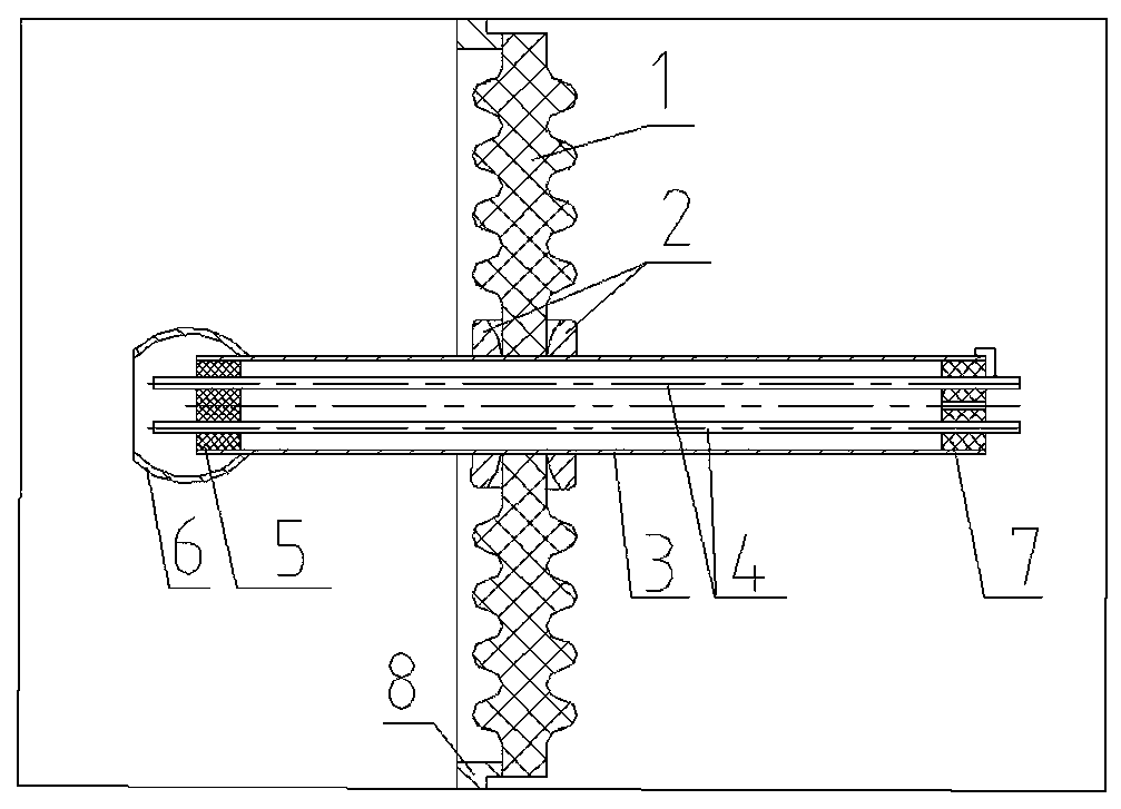 Vacuum chamber high-voltage power supply leading-in device