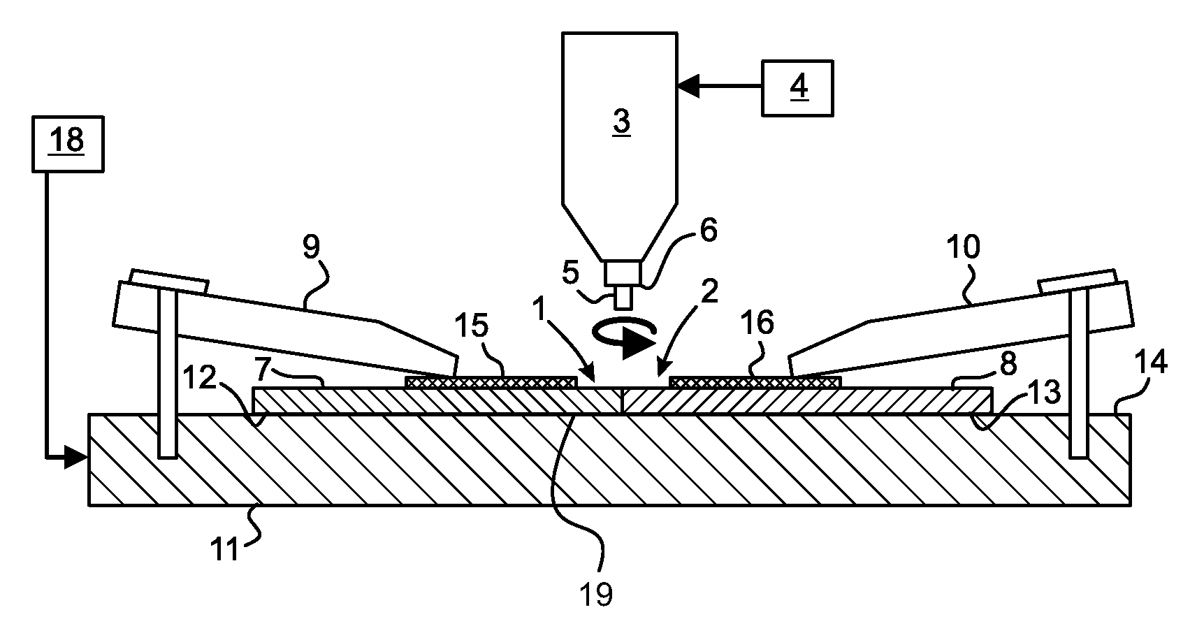 Method of assembling metal parts by friction welding, with the welding temperature being controlled using thermally conductive elements