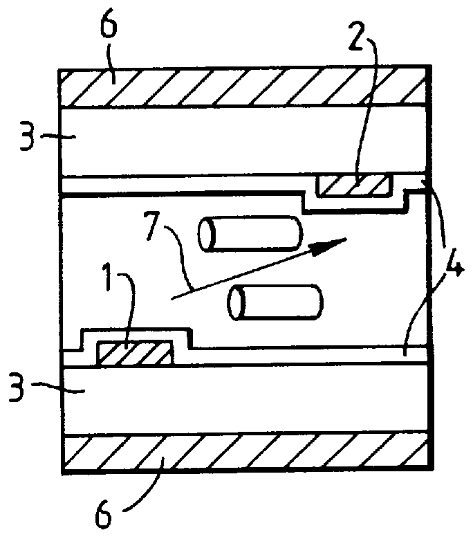 Liquid crystal display device with arrangement of common electrode portion and image signal electrode