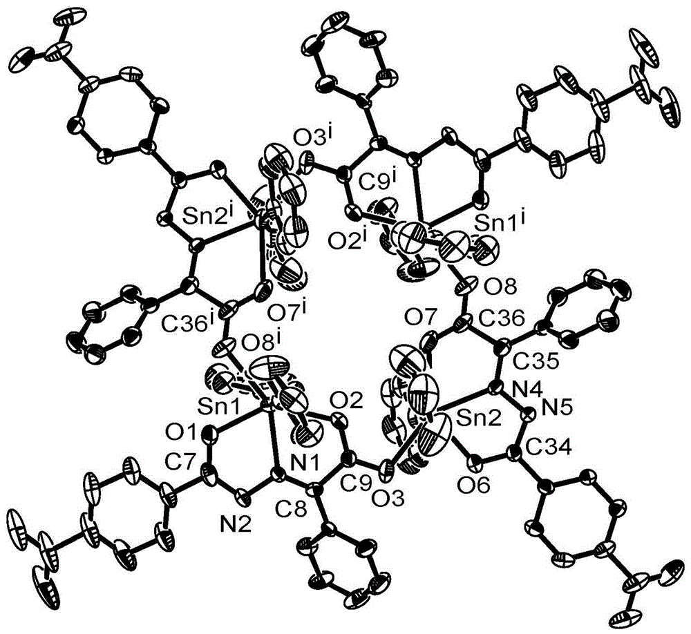2-Carbonyl-2-phenylacetic acid p-nitrobenzoyl hydrazone diphenyltin complex, and preparation method and application thereof