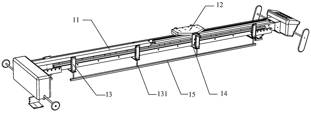 Cloth pressing device and cloth pressing method of automatic cutting bed