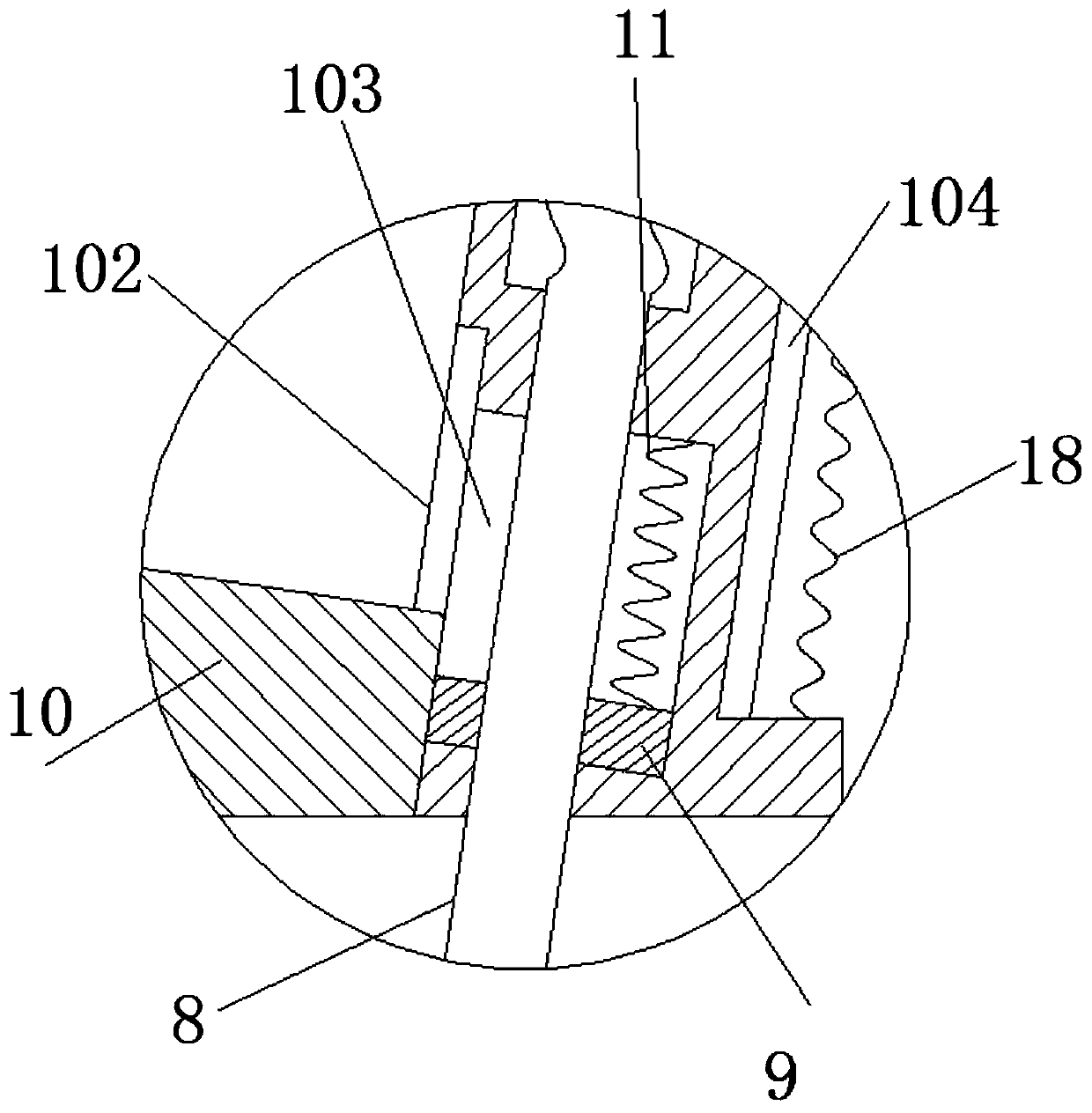 Efficient and automatic clearing device used for floating alga plants in water