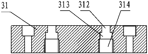 A Mounting Device for Ultrasonic Heat Meter Reflector