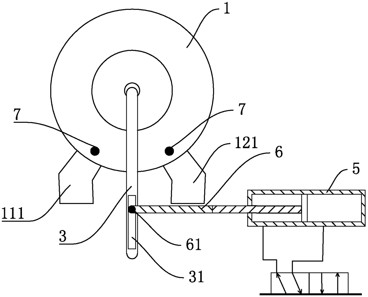 A rotating body nozzle type reverser