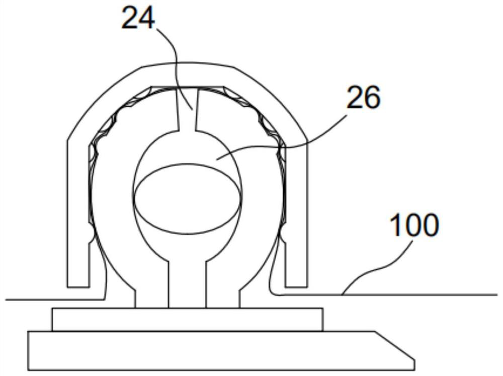 Expanding type cloth clamping mechanism and embroidery frame