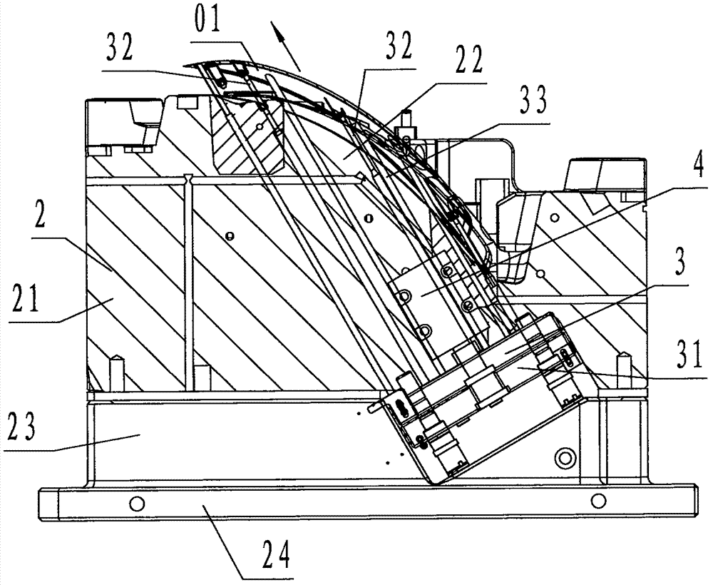 Injection molding mould for long-edge skew stud long curved sheet product