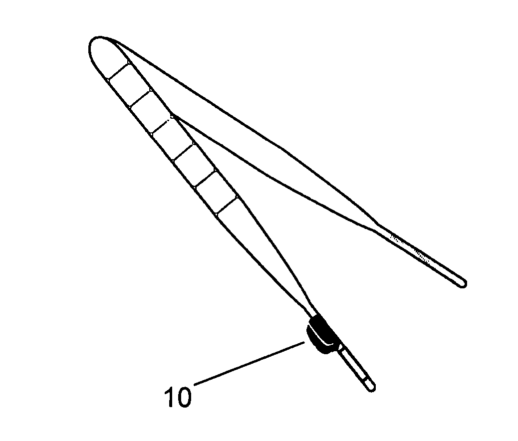 Surgical needle docking device and method