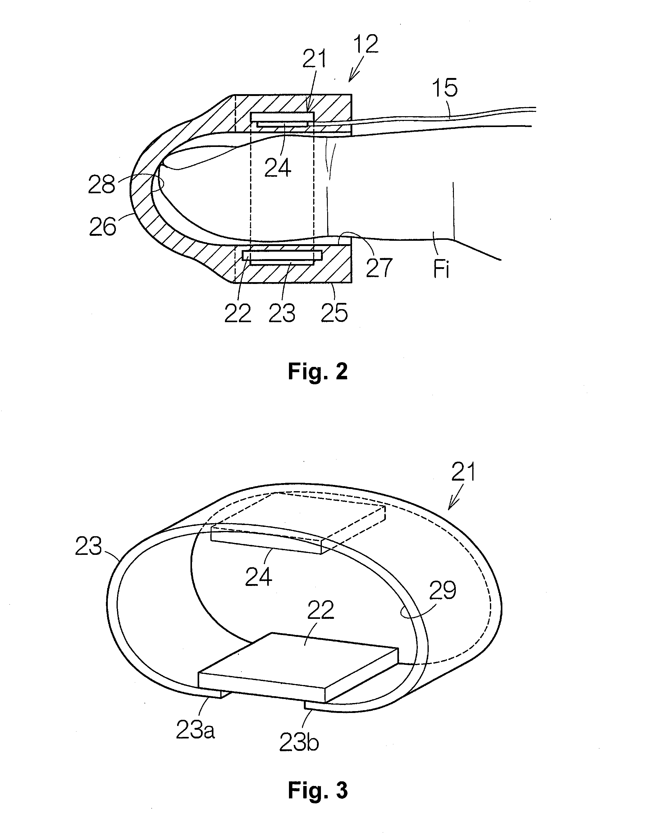 Ultrasonic probe, electronic instrument, and ultrasonic diagnostic device
