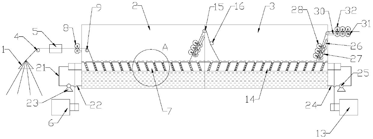 Tussah silk adhesion preventive carding device and carding method