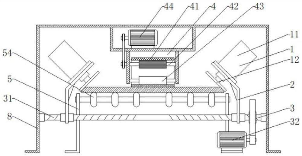 Adjustable cutting device for wall brick production