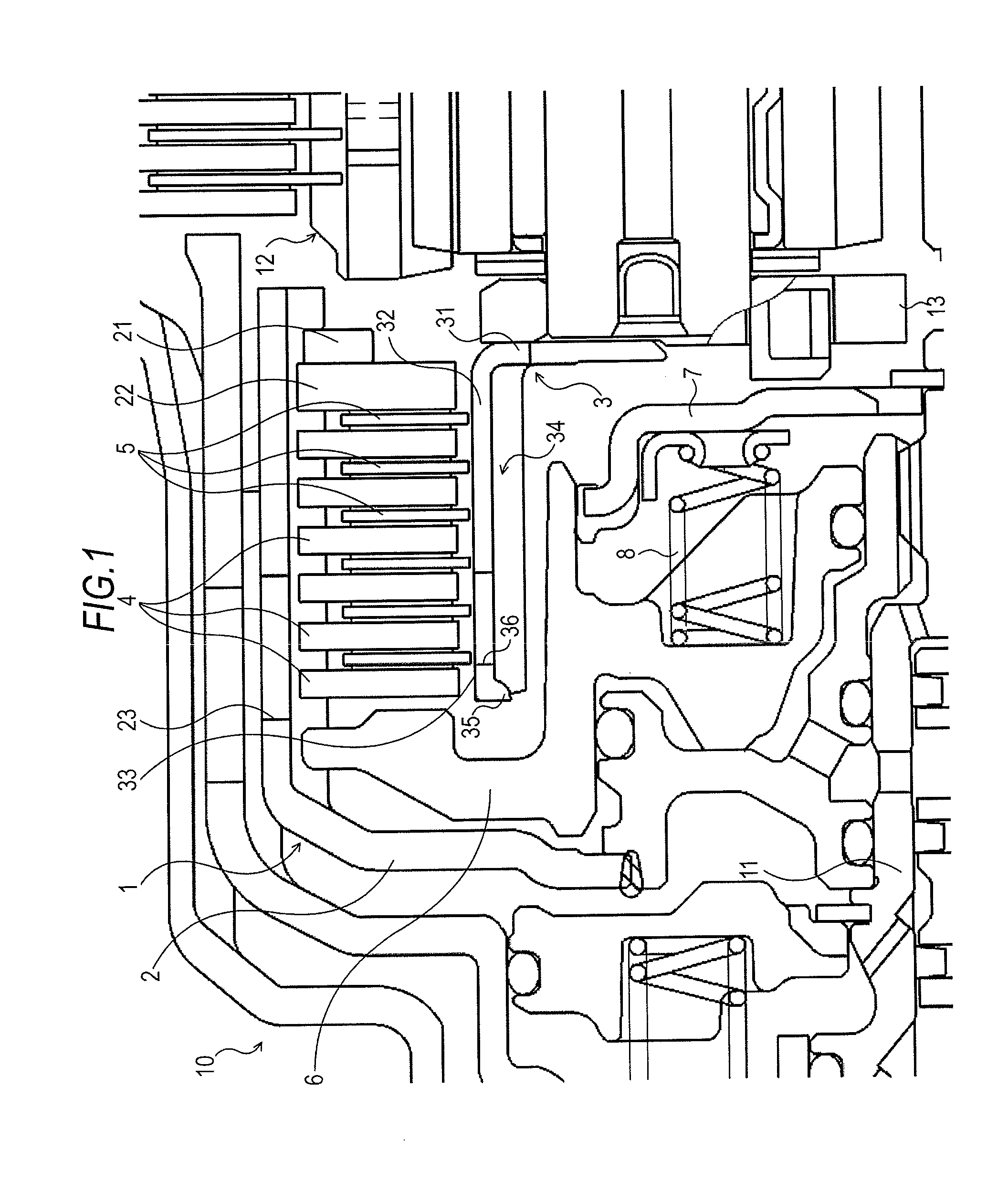Multi-plate clutch and manufacturing method of clutch hub