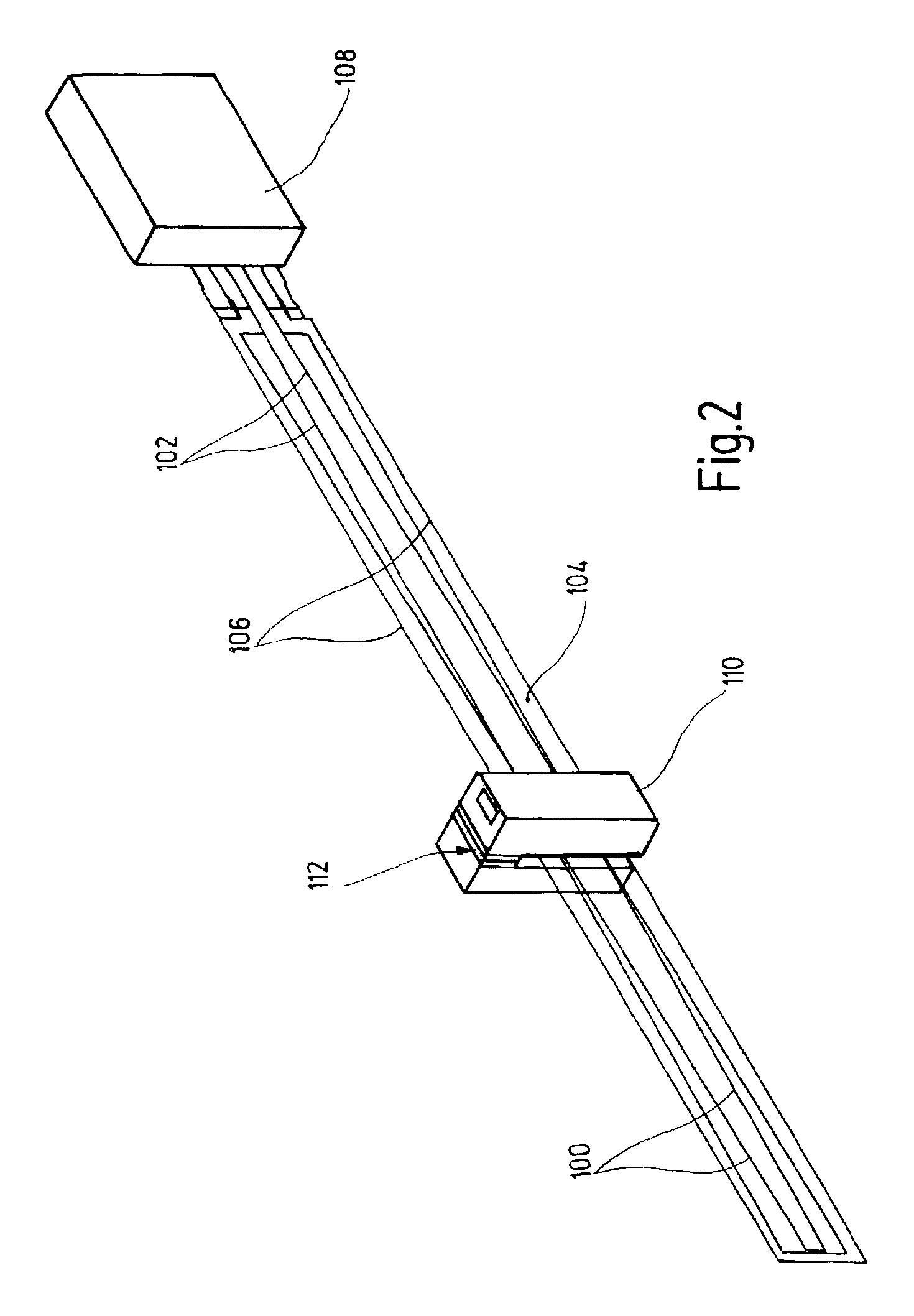 Inductive displacement sensor with a measuring head comprising a passive resonant circuit