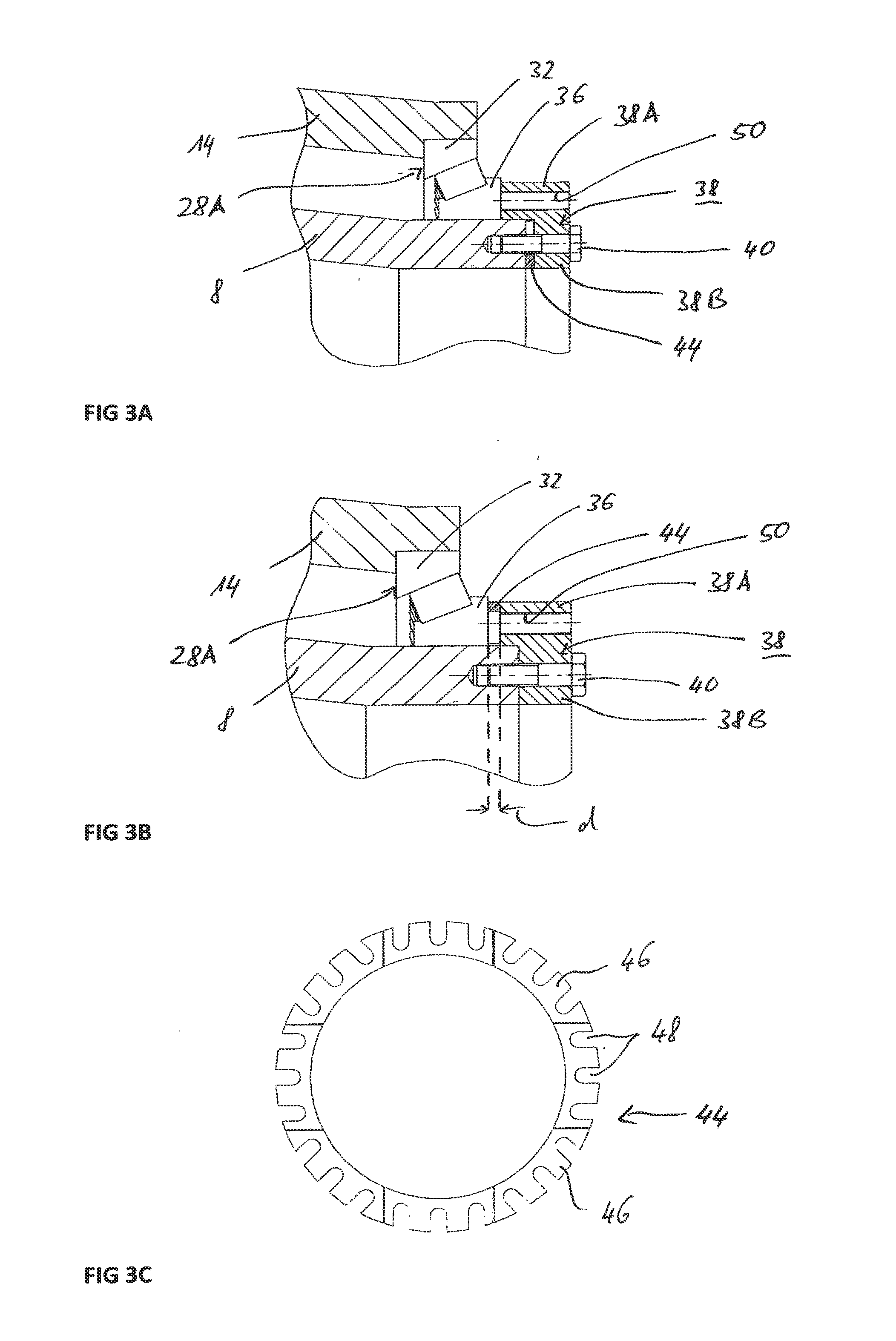Bearing arrangement of a wind turbine and method for adjusting the preload of a bearing arrangement