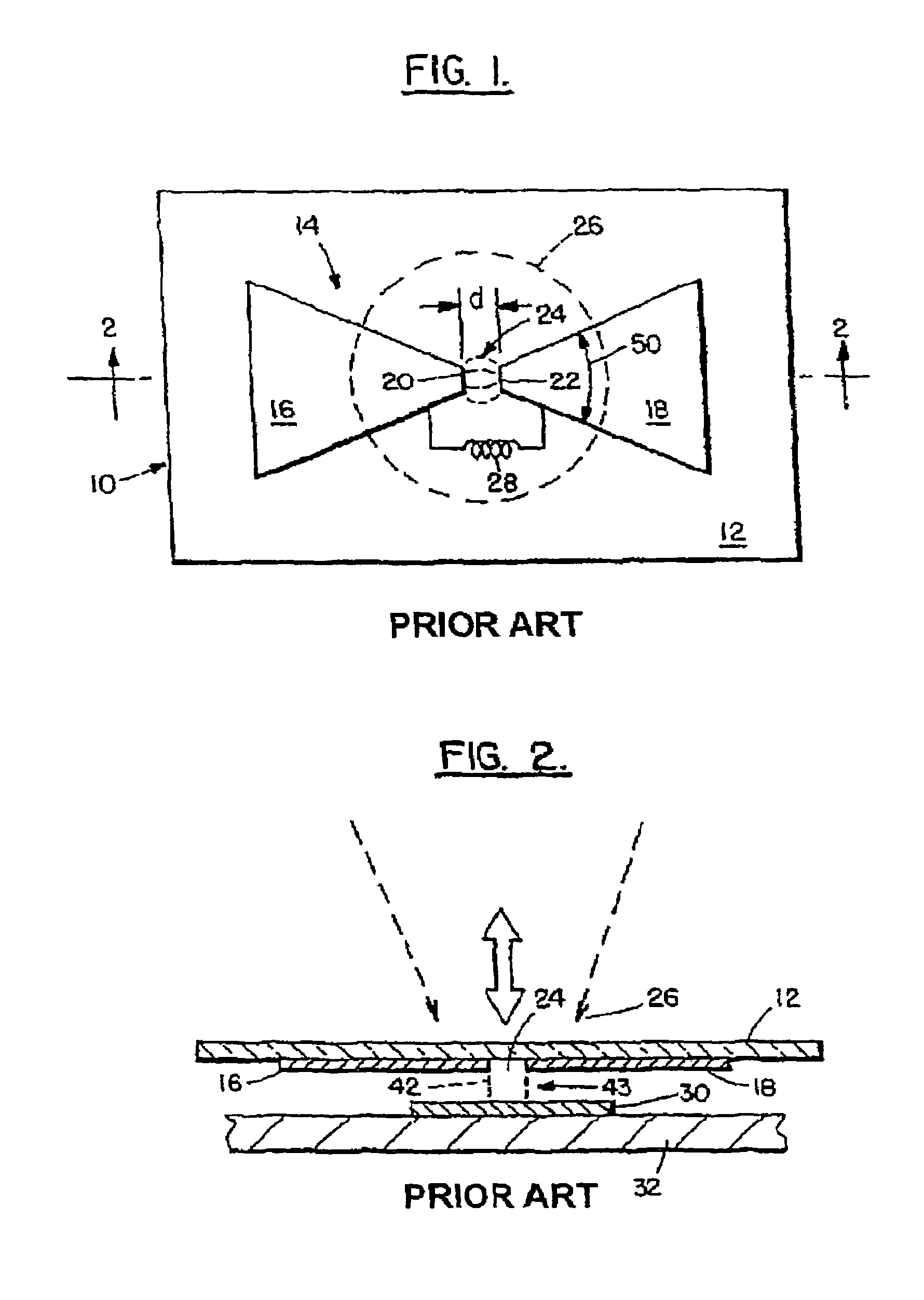 Optical disc head including a bowtie grating antenna and slider for optical focusing, and method for making