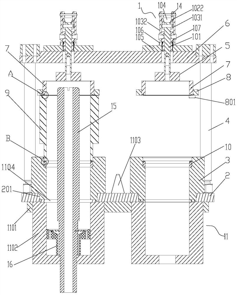 Electroplating device for electroplating outside the cylinder tank