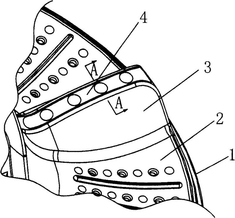 The pulsator that can rise and fall with the water level for washing