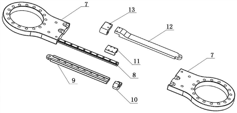 An automatic and continuous adjustment telescopic mechanism for the legs of an exoskeleton robot