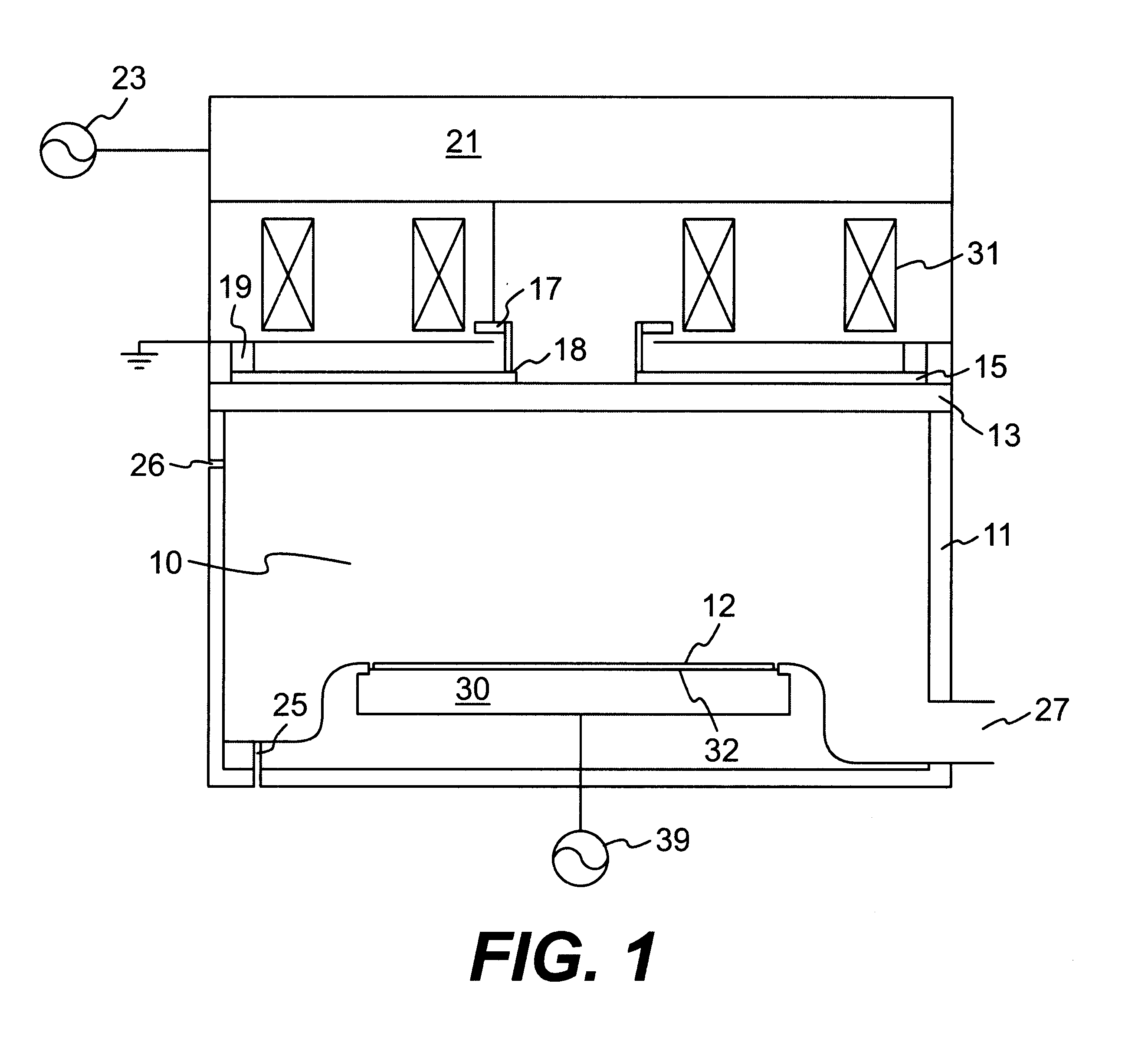 Plasma reactor with high selectivity and reduced damage