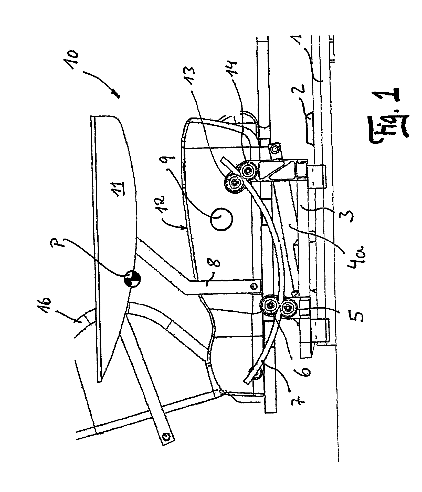 Vehicle with driver's seat with adjustable inclination