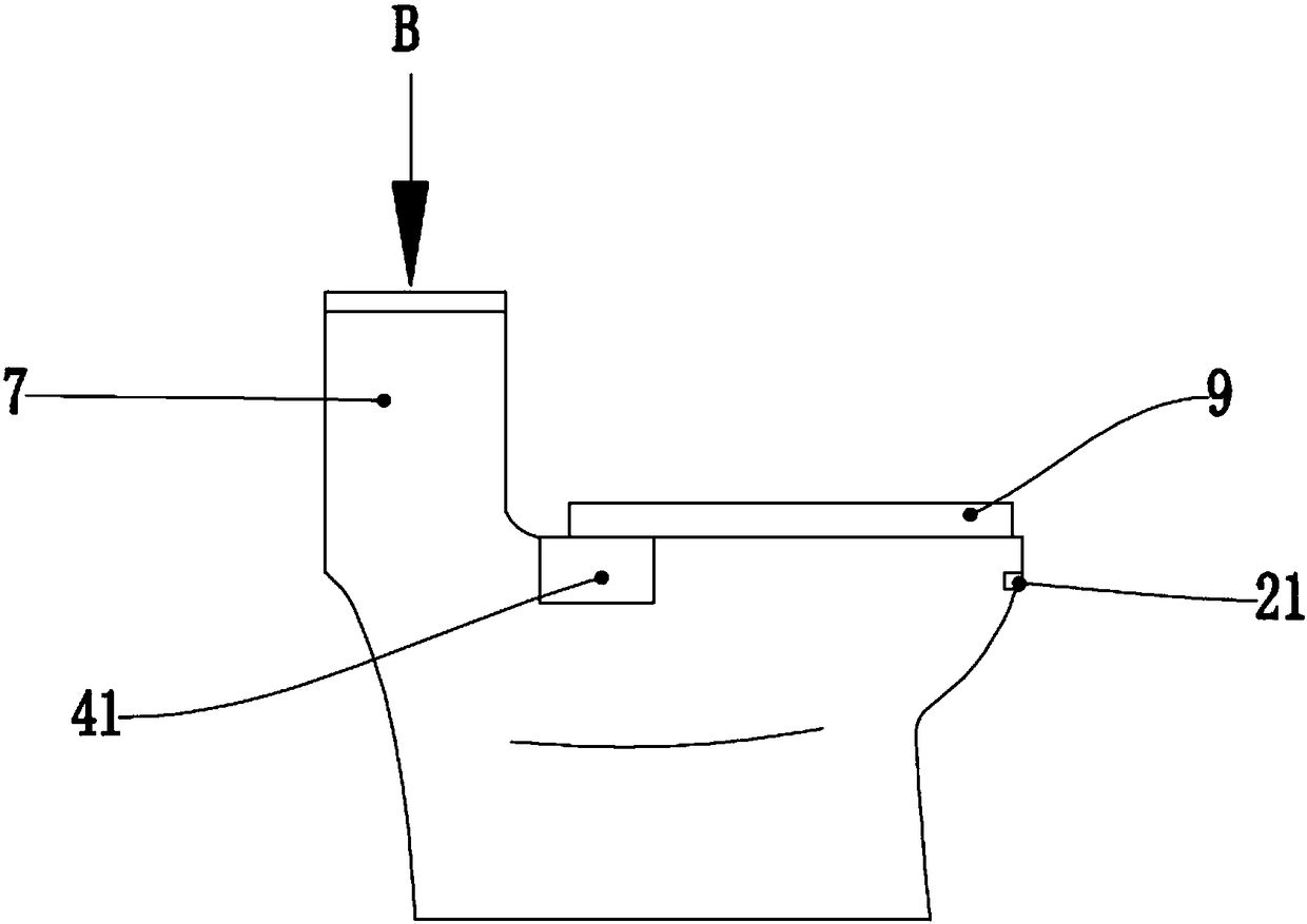 Smart water closet with flow control and excrement detection and control method thereof