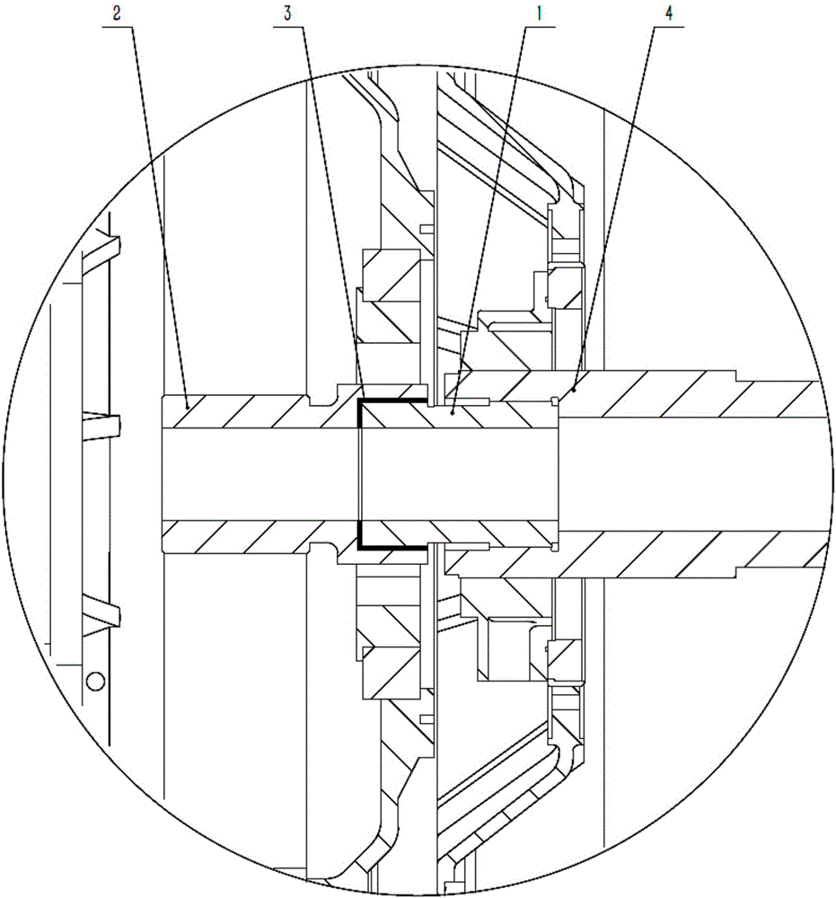 Insulating transmission shaft for connecting with motor and gear case