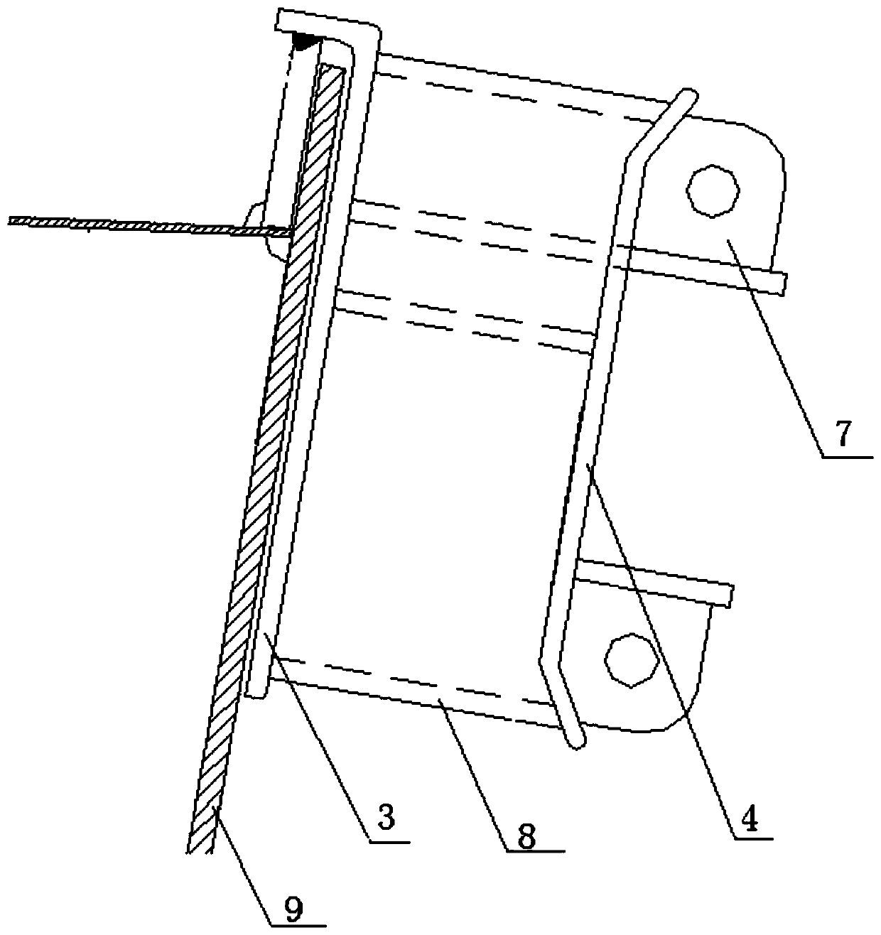 Method for hoisting full-width total section of thin-walled structure