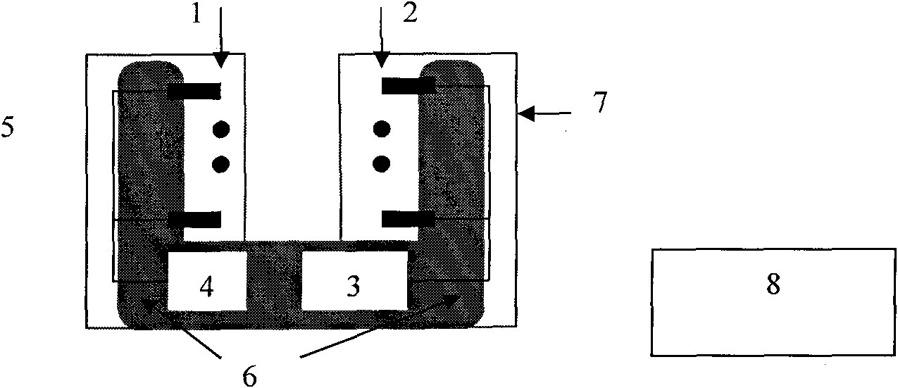 Ultraviolet photoelectric microsensor device for monitoring water quality on line and monitoring method