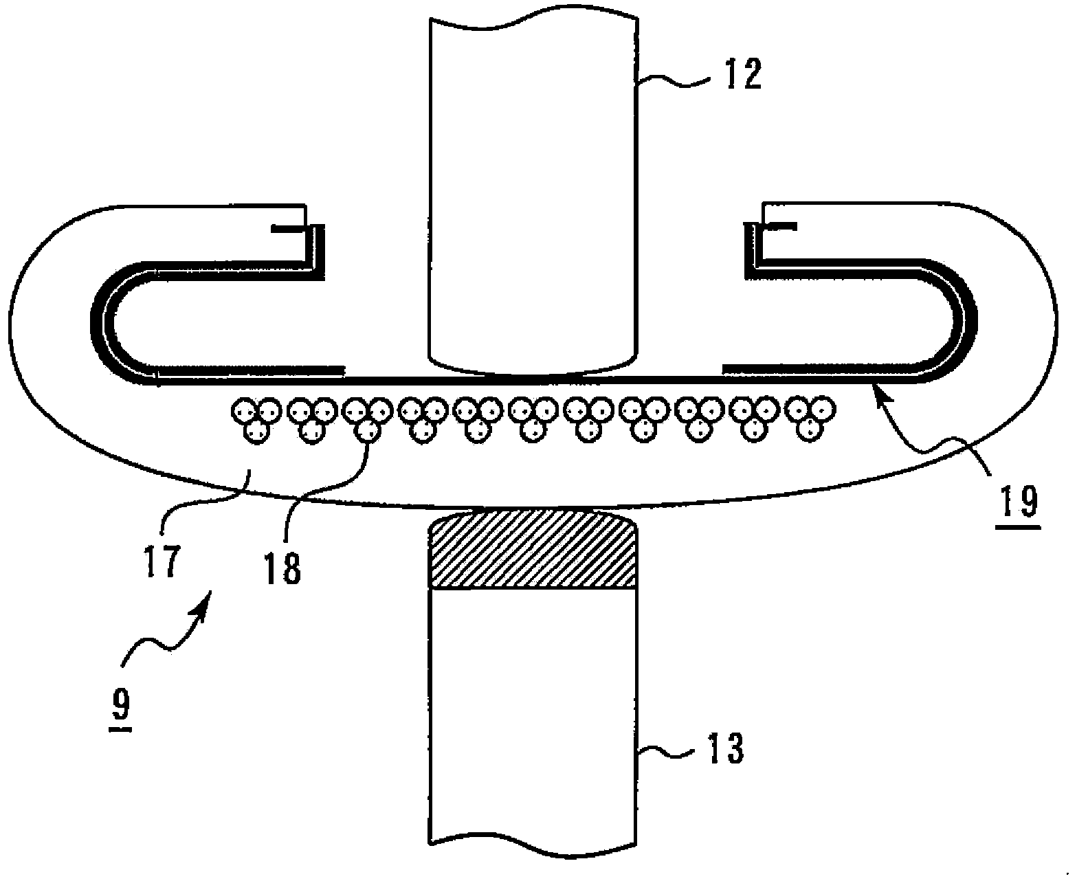 Movable armrest of passenger conveyer and armrest for passenger conveyer