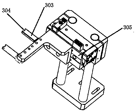 Nut feeding system for C-shaped card automatic assembly
