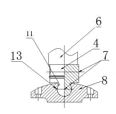 Cross-shaped universal shaft hinging device for double-steel-strip press