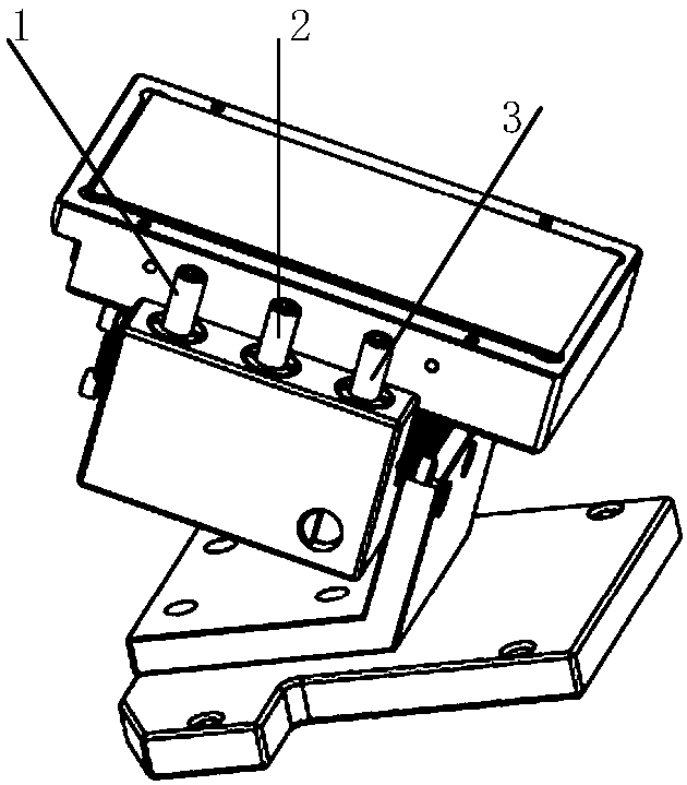 Echelle grating posture adjustment method and calibration device of spectrometer