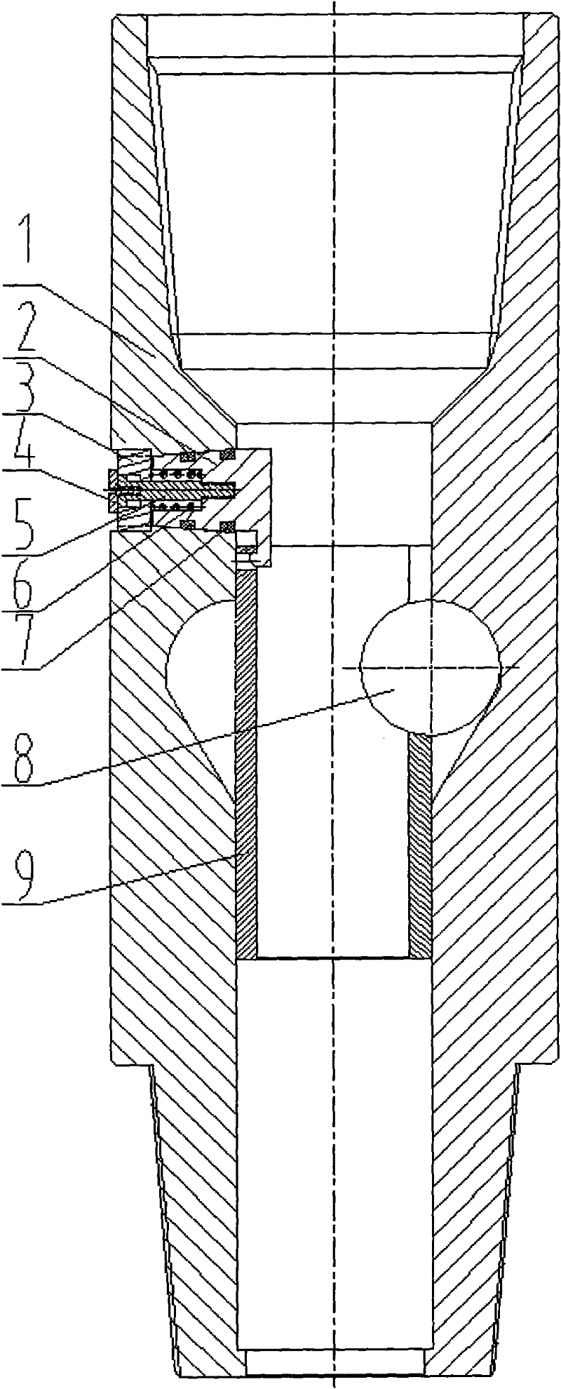 Device for automatically throwing ball into water hole of drilling tool