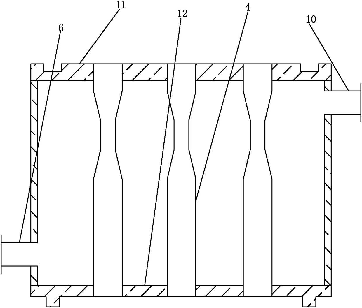 Bundling tubular reaction module applied to continuous production of diacetylmonoxime silane crosslinking agent