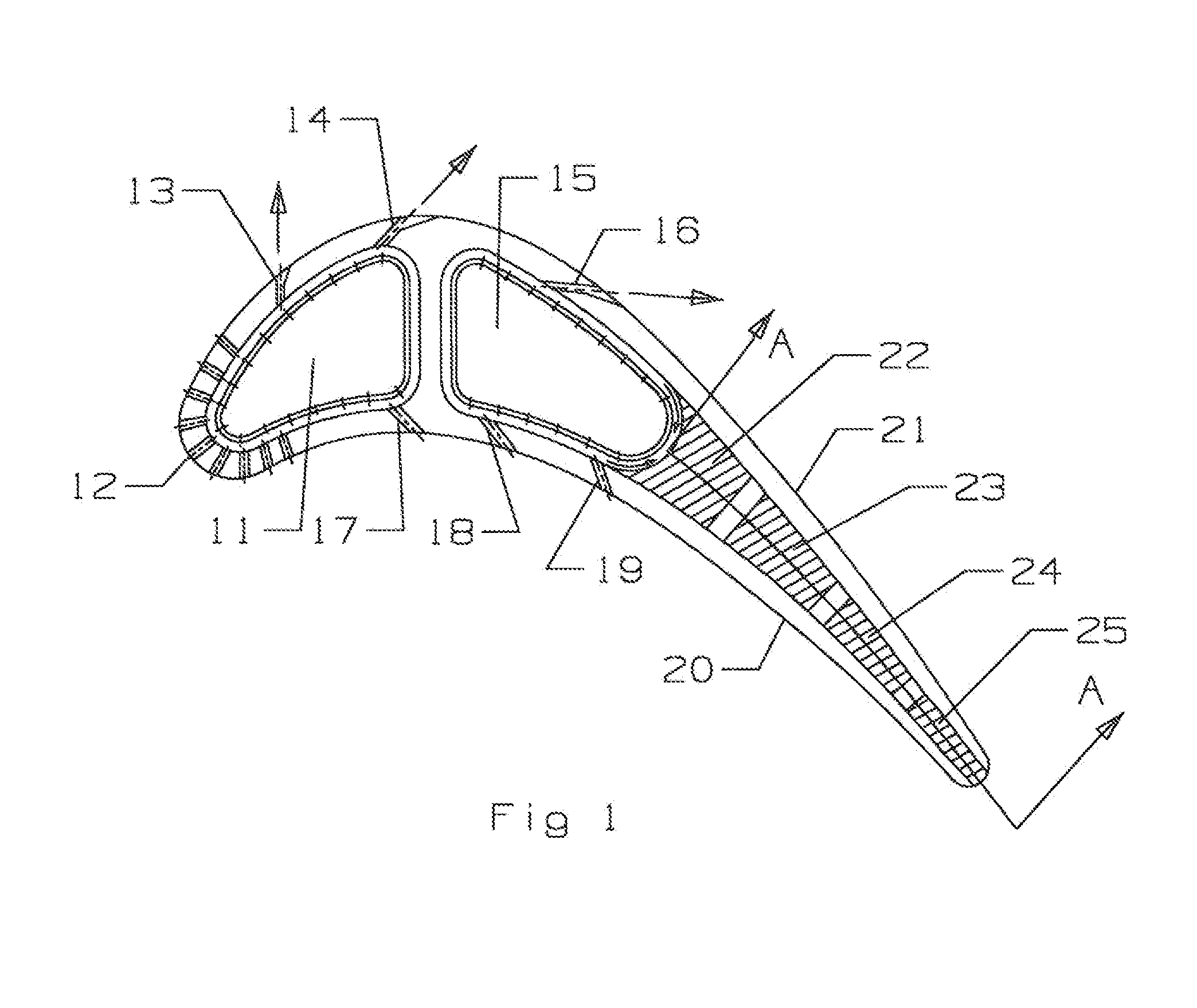 Turbine airfoil with trailing edge cooling channels