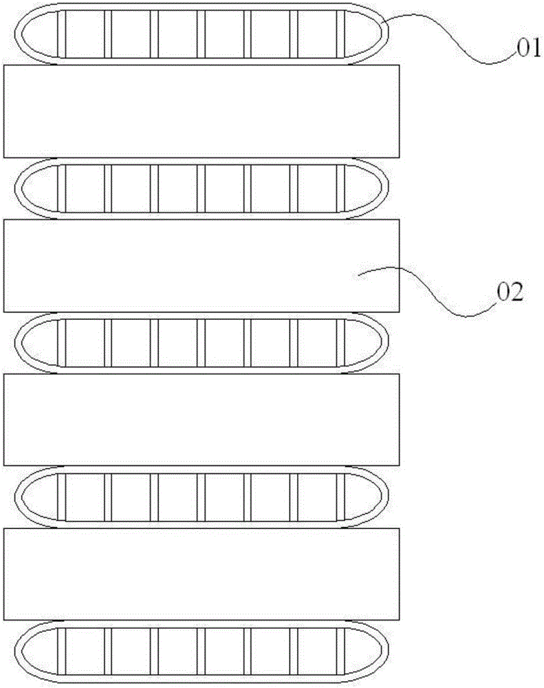 Microchannel heat exchanger and air conditioner