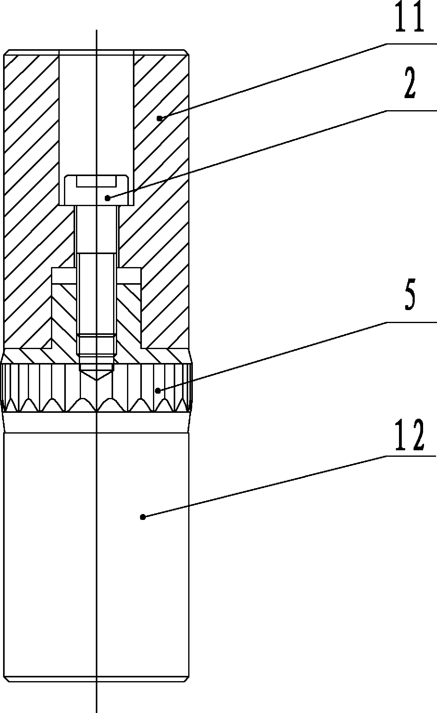 Cold extrusion device, and female die and male die thereof