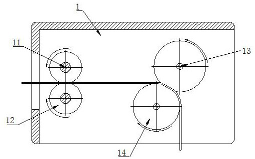 Anti-winding yacht lifting belt conveying structure