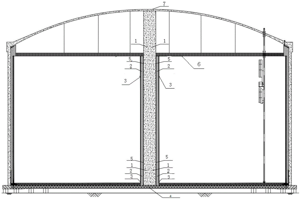 LNG (liquefied natural gas) storage tank provided with support column