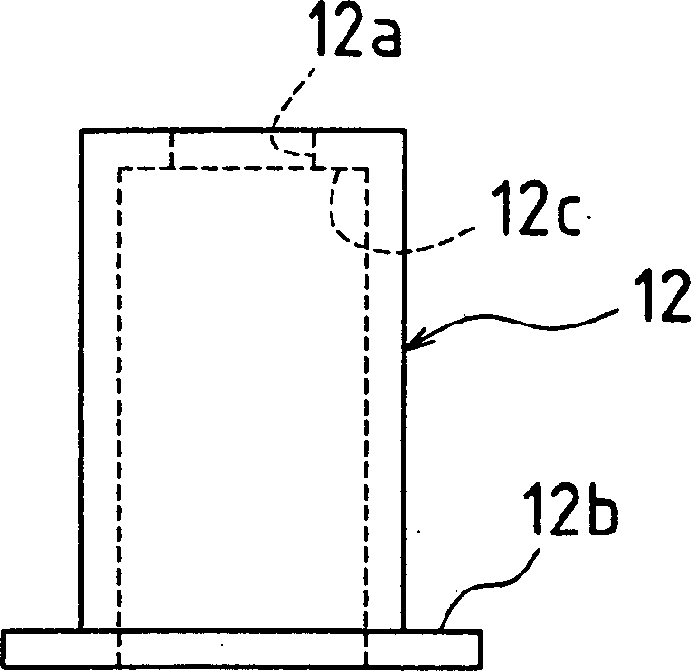 Chip pick-up device and producing method thereof and production apparatus of semiconductor