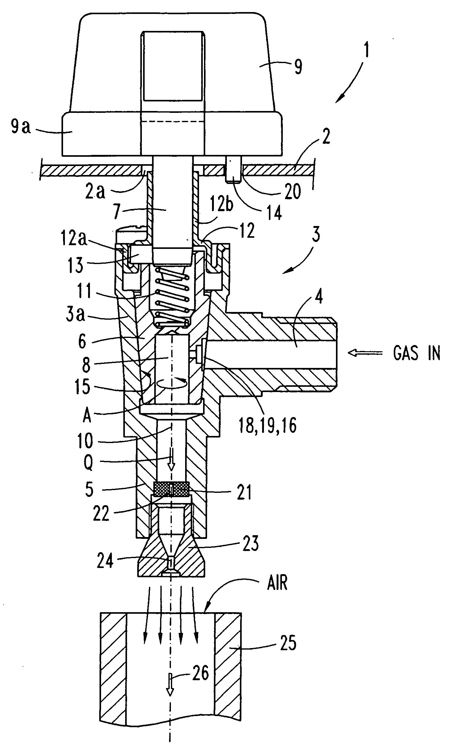 Multi-gas cooker, with a rotary valve provided with interchangeable regulating means