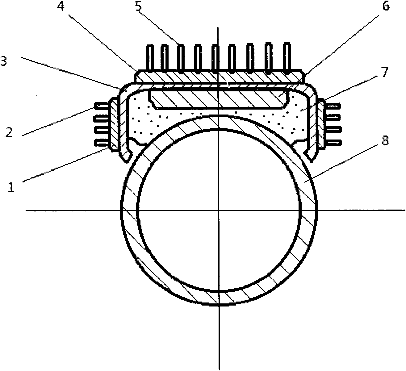 Non-intrusive flow measuring device for industrial gas pipeline