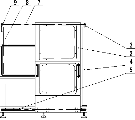 Winding machine with protection door